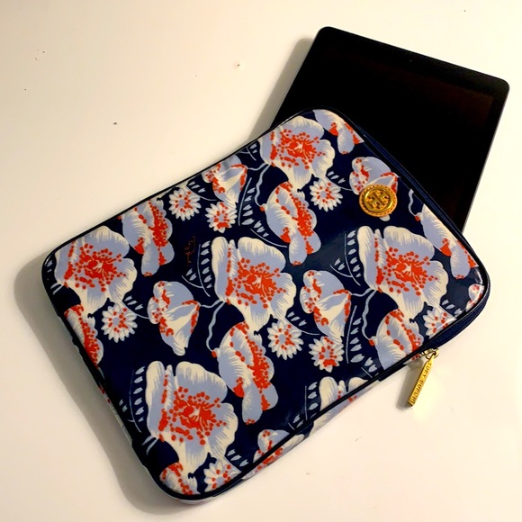 Tory Burch Floral Print iPad Case - Picture 4 of 12